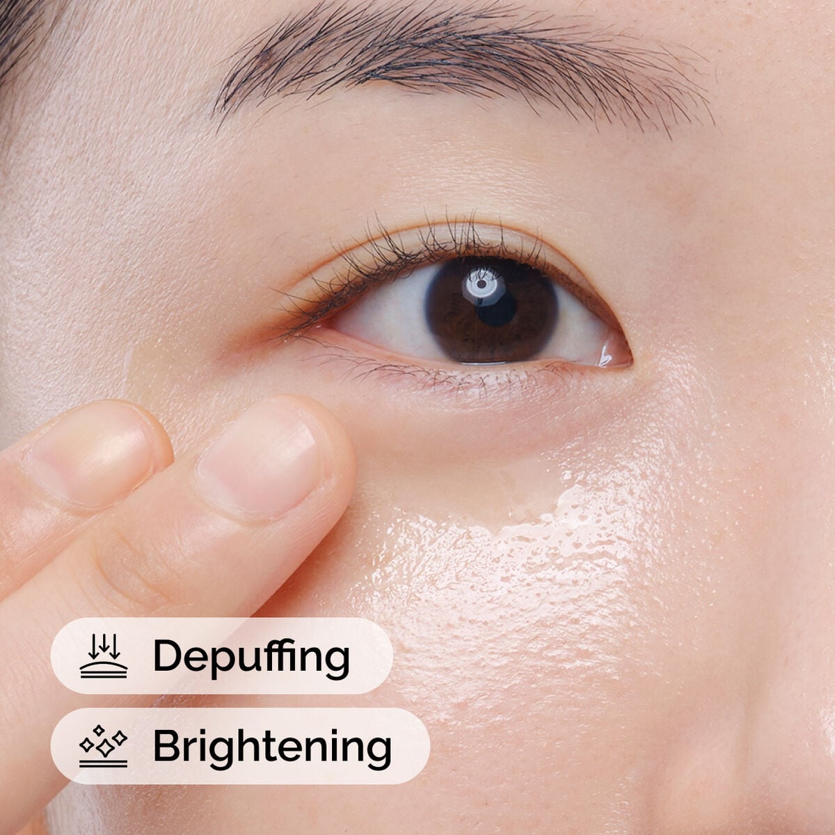 caffeine-solution-5-egcg-eye-serum-j4 ord-caffeine-solution-egcg-model-application-with-benefits.jpg